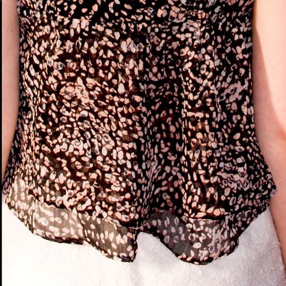 BROWN & BIEGE SPOTTED RUFFLE TOP - Picture 3 of 5